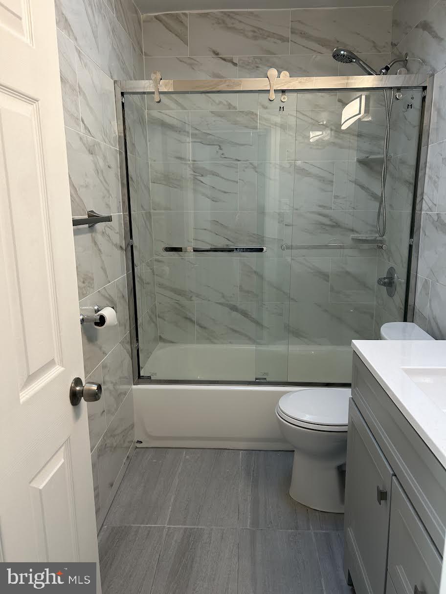 68 Houston Road Lansdowne, PA 19050 - Photo 17 of 21 Upstairs Bathroom