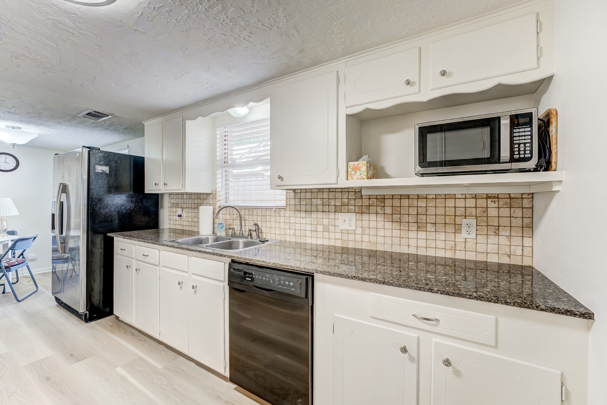 3334 Spring Valley Road Houston, TX 77080 - Photo 10 of 40