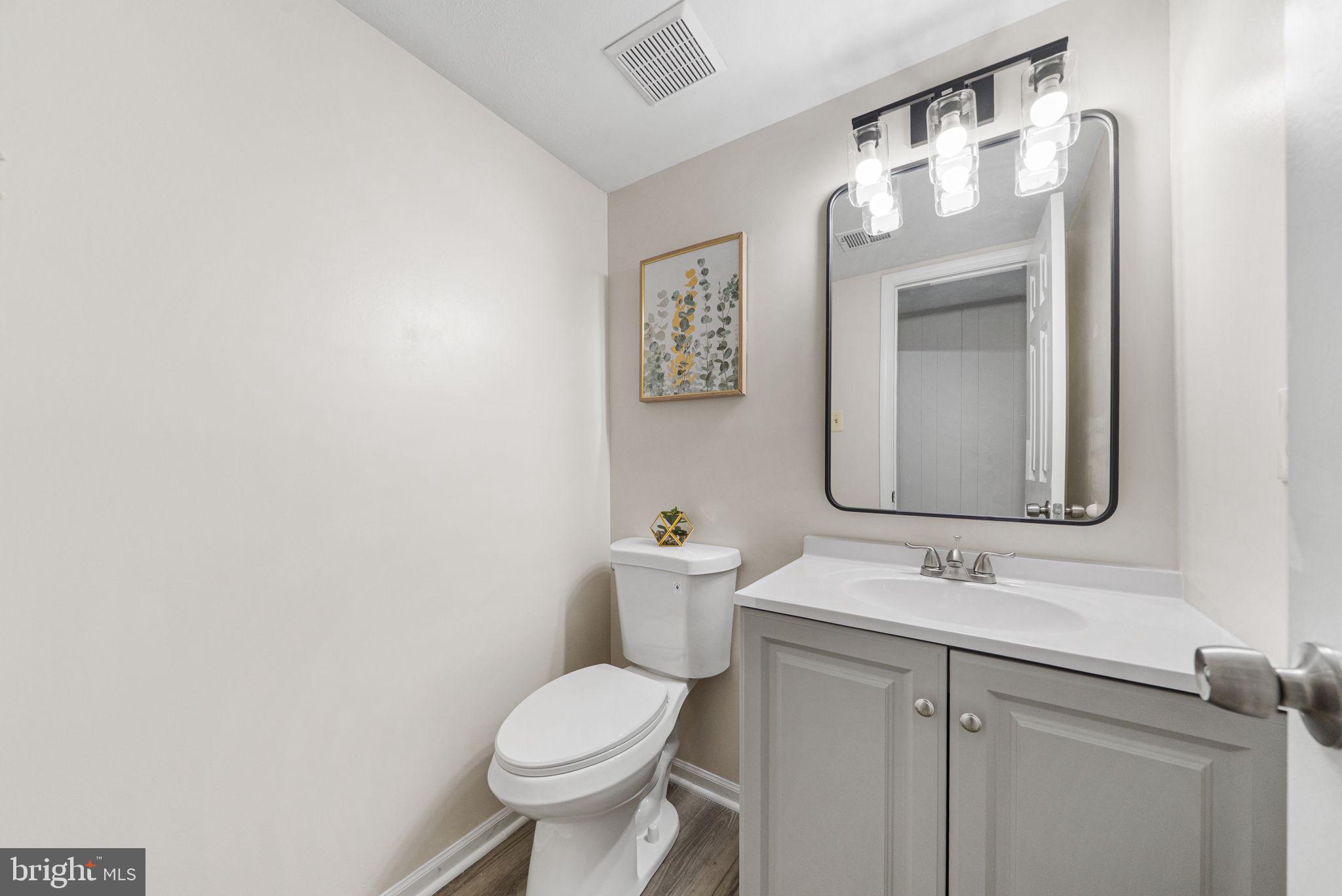 9117 Galbreth Court Springfield, VA 22153 - Photo 40 of 54