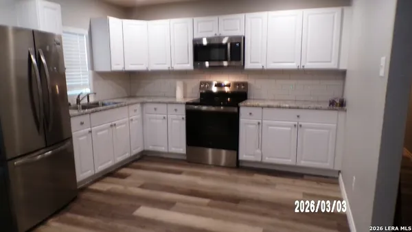 $2,100 | 1003 East Randall Street, Beeville, TX 78102