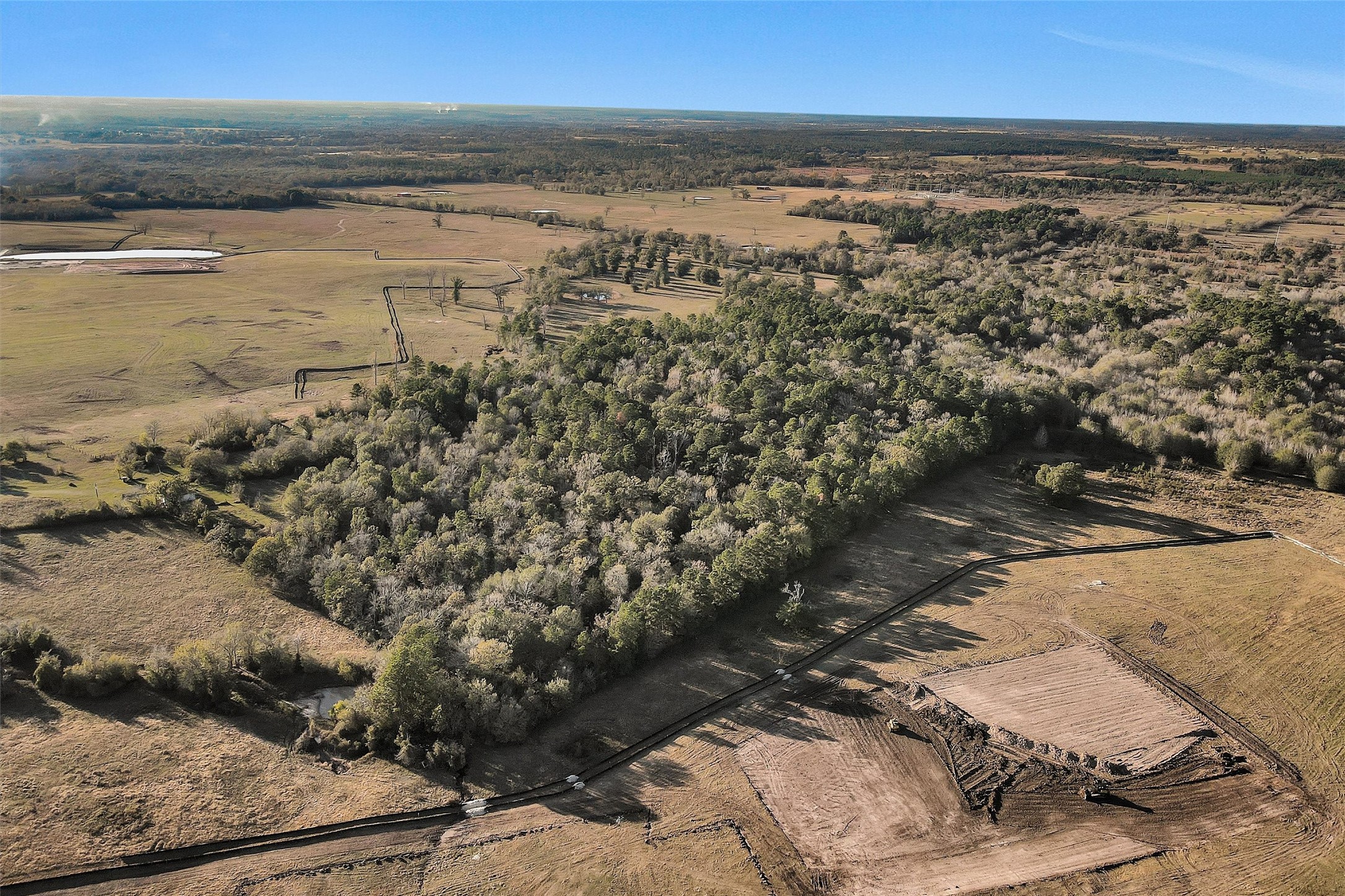 70 Mutt Young Road Huntsville, TX 77320 - Photo 27 of 35 a view of an ocean and beach