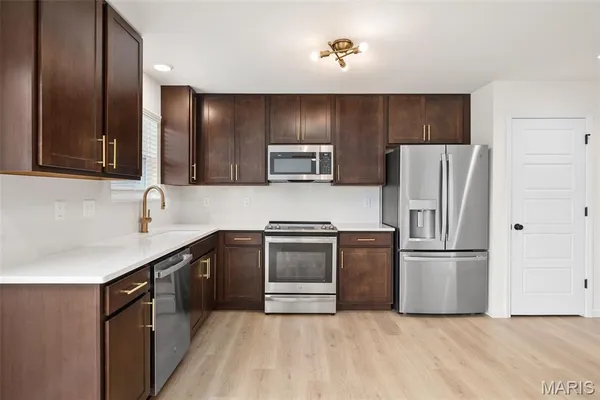 $341,177 | 16 Integrity Court, Lake St. Louis, MO 63367