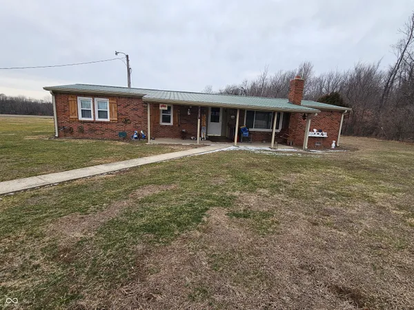$475,000 | 7466 Highway 75, Coatesville, IN 46121