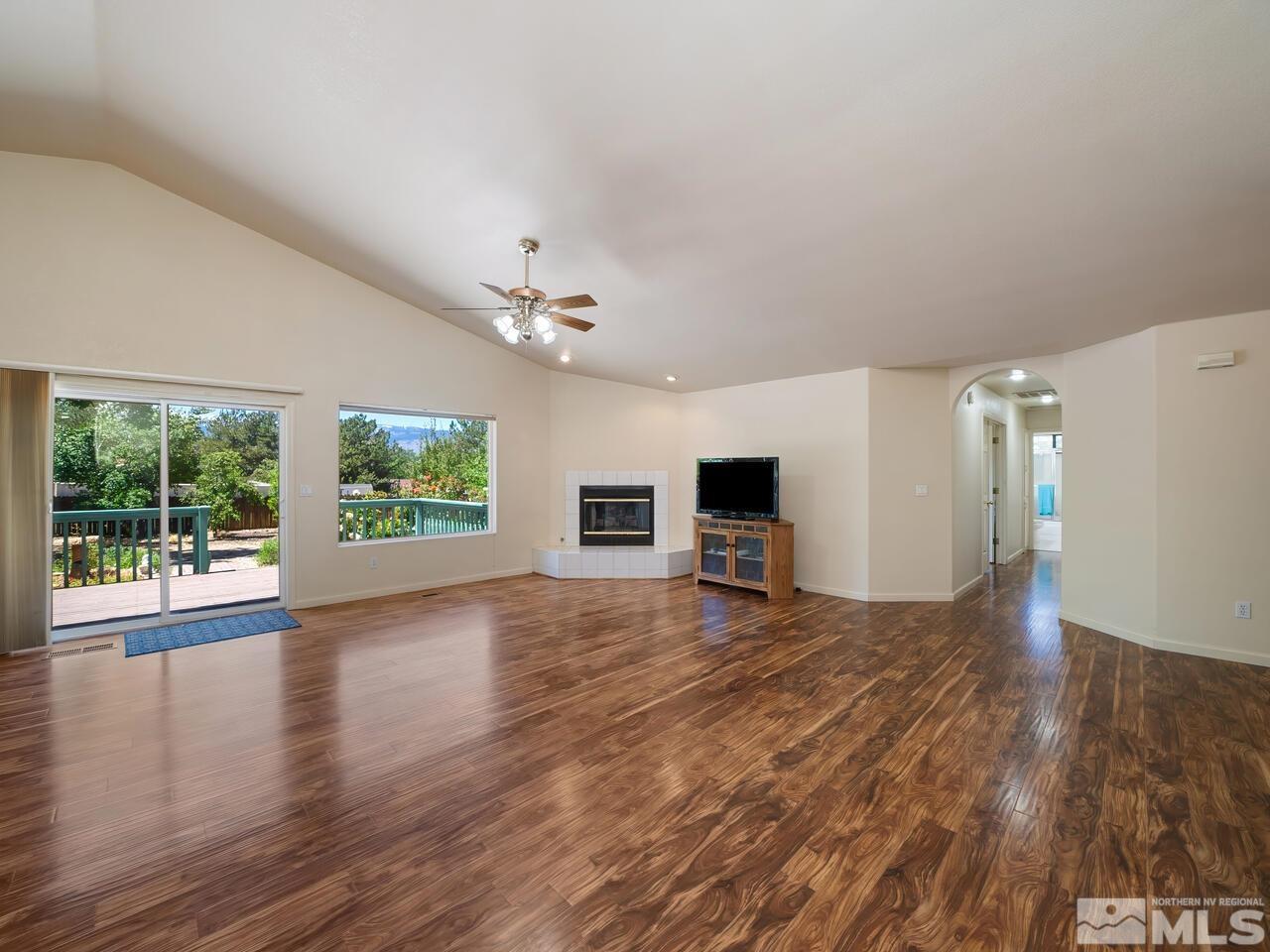 15620 Minnetonka Circle Reno, NV 89521 - Photo 5 of 36 Photo 5