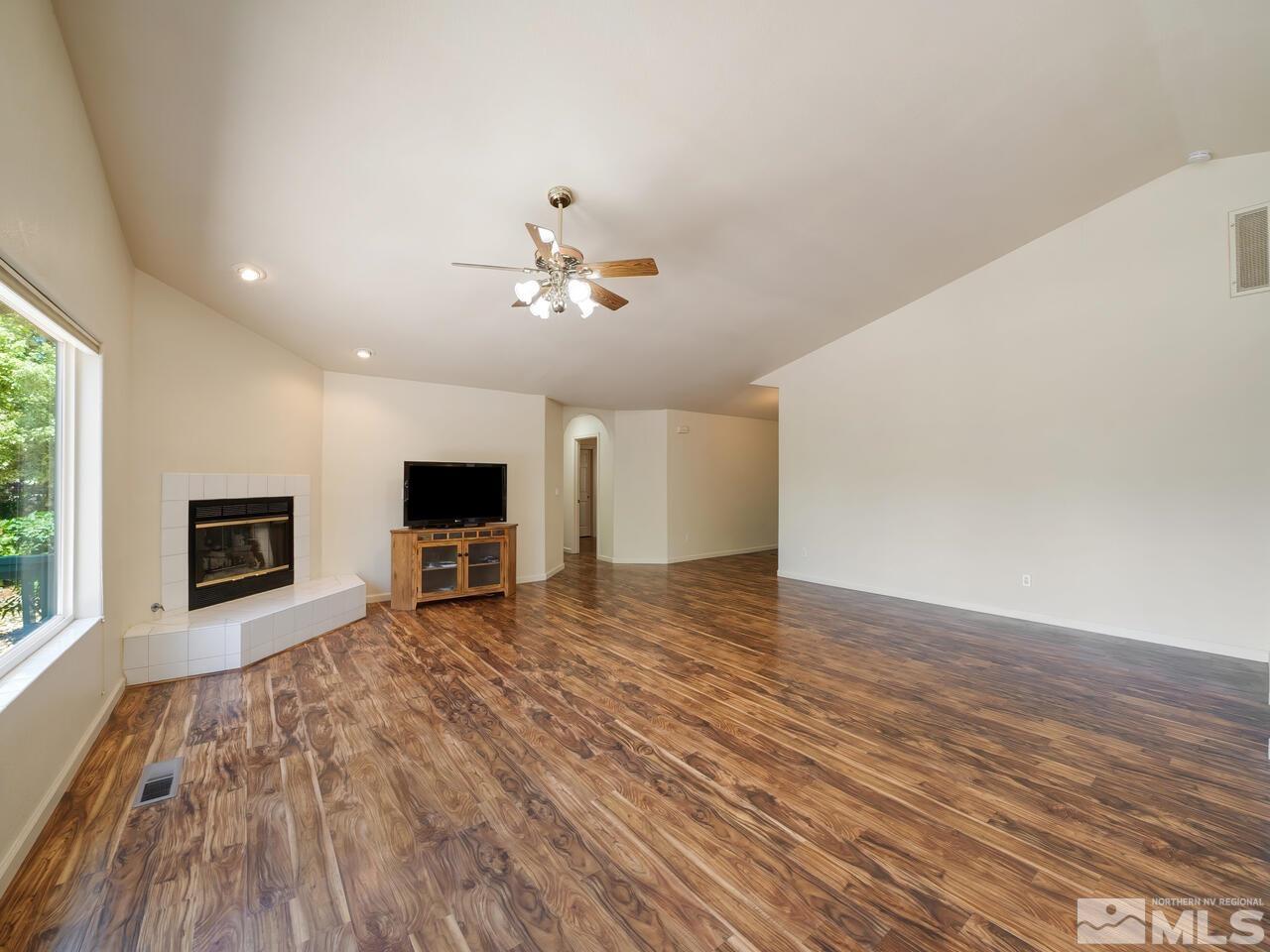 15620 Minnetonka Circle Reno, NV 89521 - Photo 7 of 36 Photo 7
