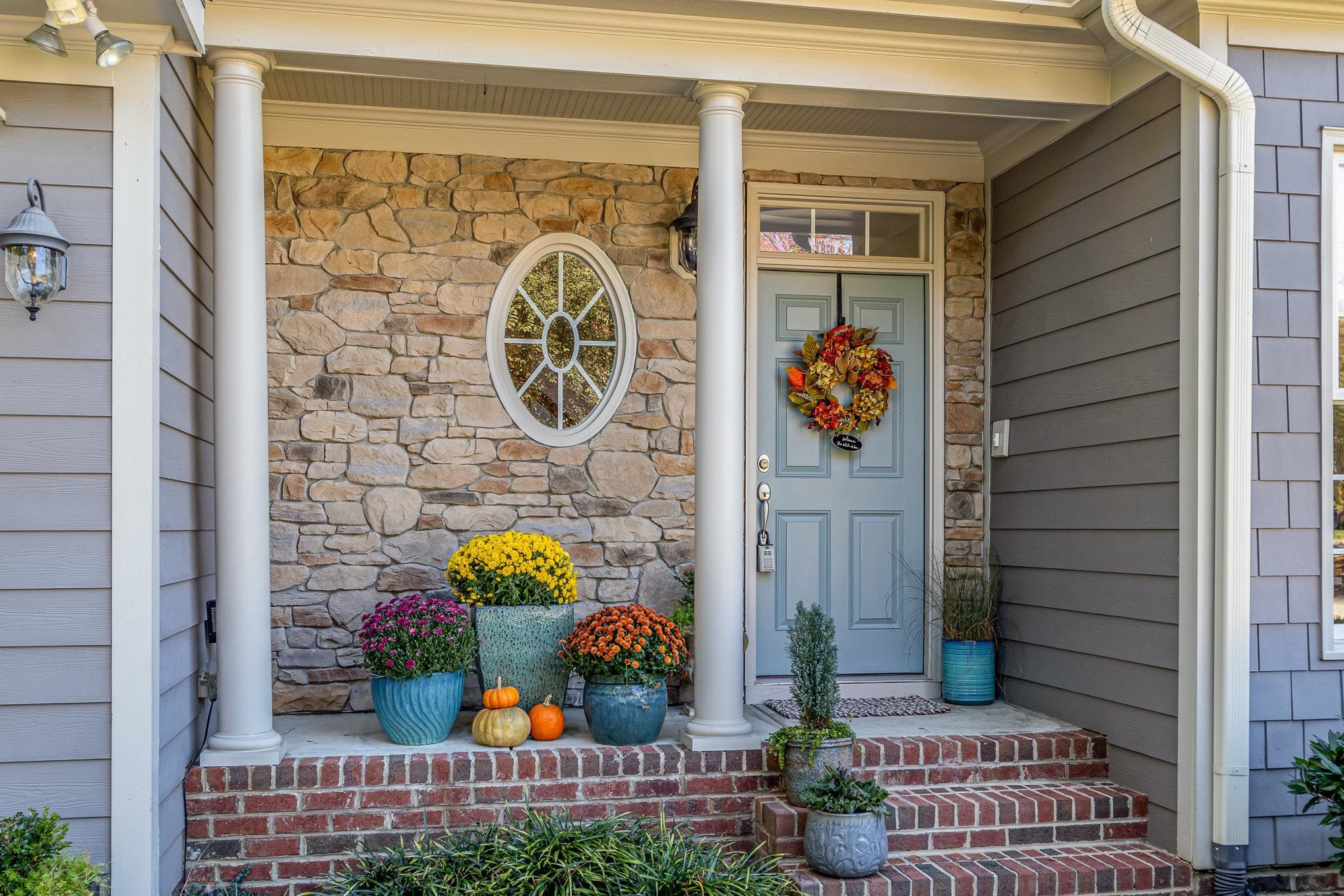 2825 Peachleaf Street Raleigh, NC 27614 - Photo 2 of 31 Photo 2