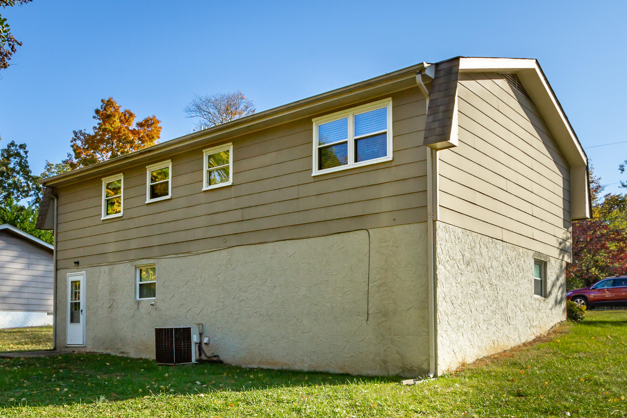 6427 Pythian Road Harrison, TN 37341 - Photo 3 of 29 6427 Pythian Road-8