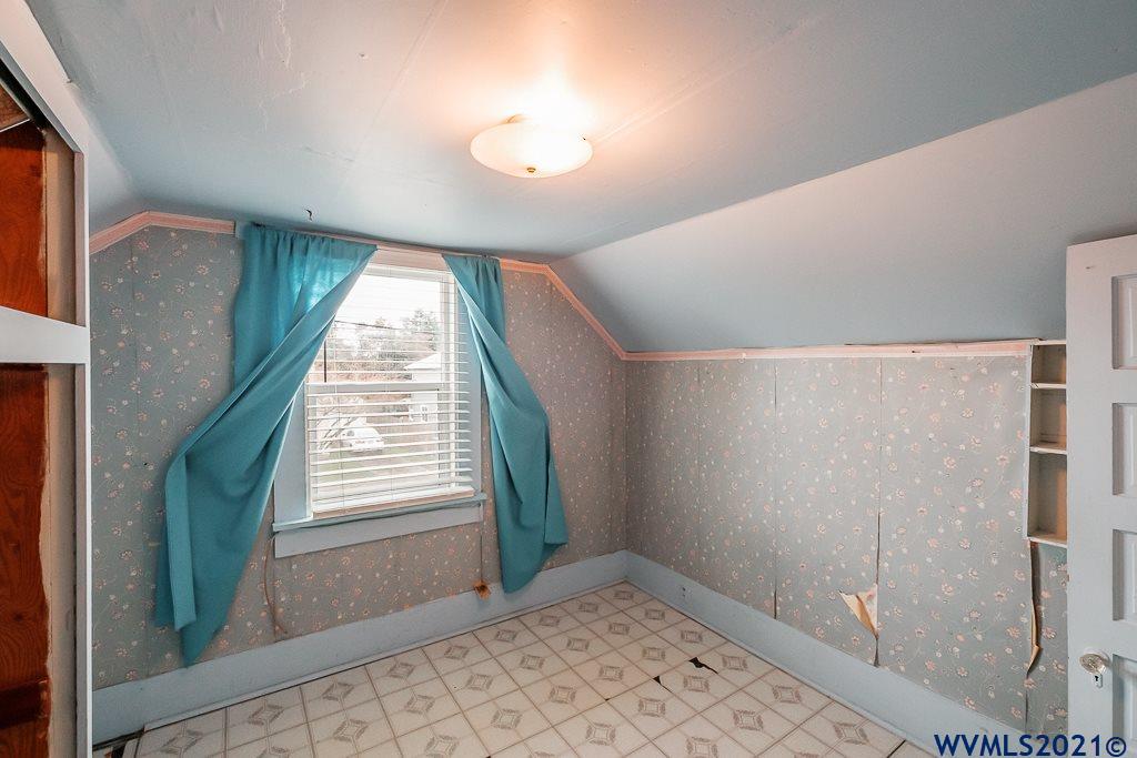 1310 Southwest 14th Avenue Albany, OR 97321 - Photo 24 of 37