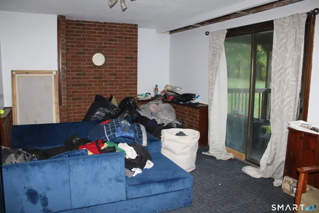 $299,999 | 211 Macktown Road, Windsor, CT 06095