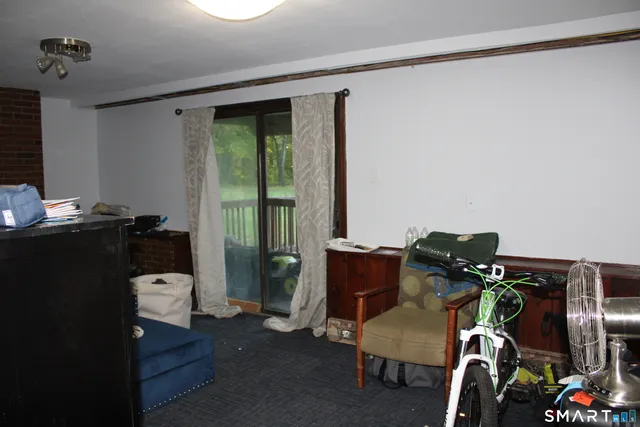 $299,999 | 211 Macktown Road, Windsor, CT 06095