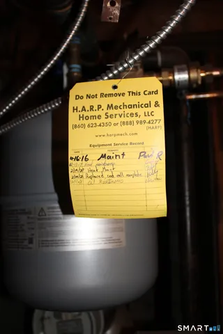 $299,999 | 211 Macktown Road, Windsor, CT 06095