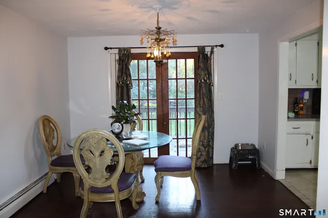 $299,999 | 211 Macktown Road, Windsor, CT 06095