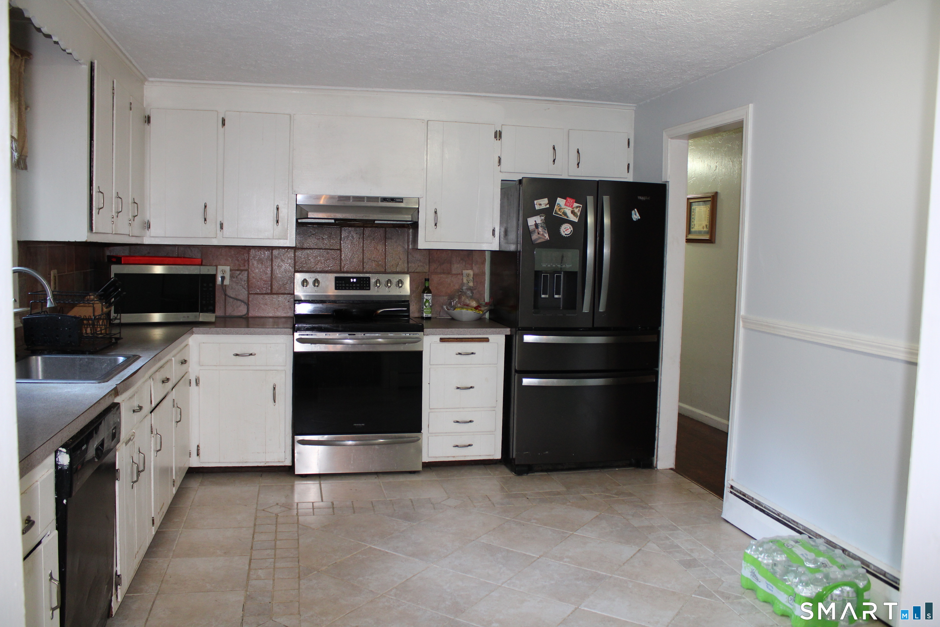 211 Macktown Road Windsor, CT 06095 - Photo 5 of 29