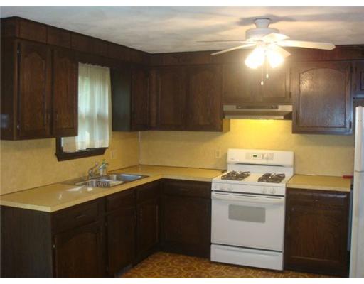 170 Ten Rod Road Exeter, RI 02822 - Photo 7 of 10 Kitchen.