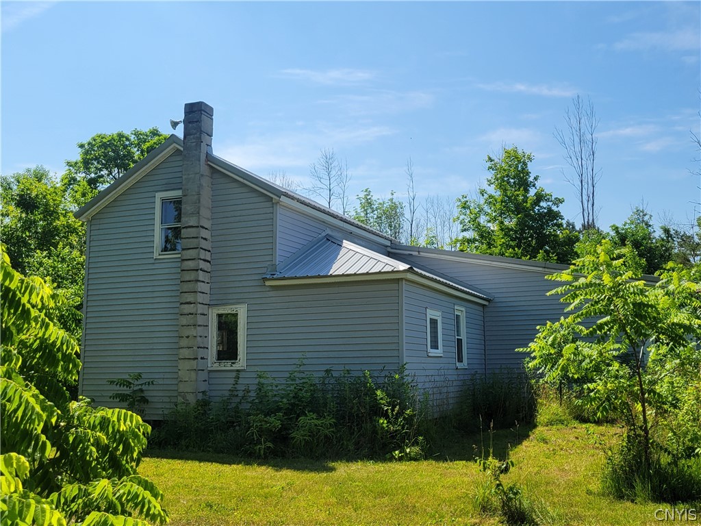 8961 Dinglehole Road Lysander, NY 13027 - Photo 2 of 17