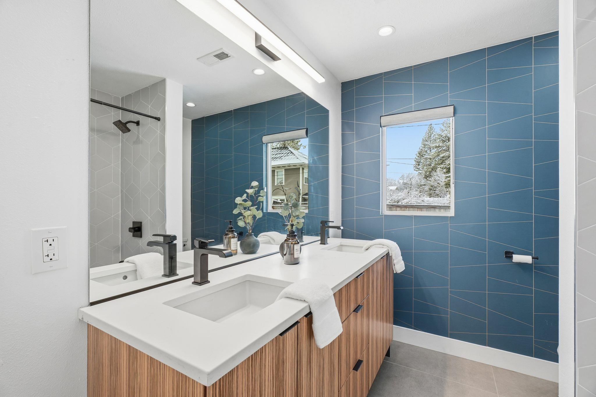 2114 South Hatch Street Spokane, WA 99203 - Photo 16 of 44