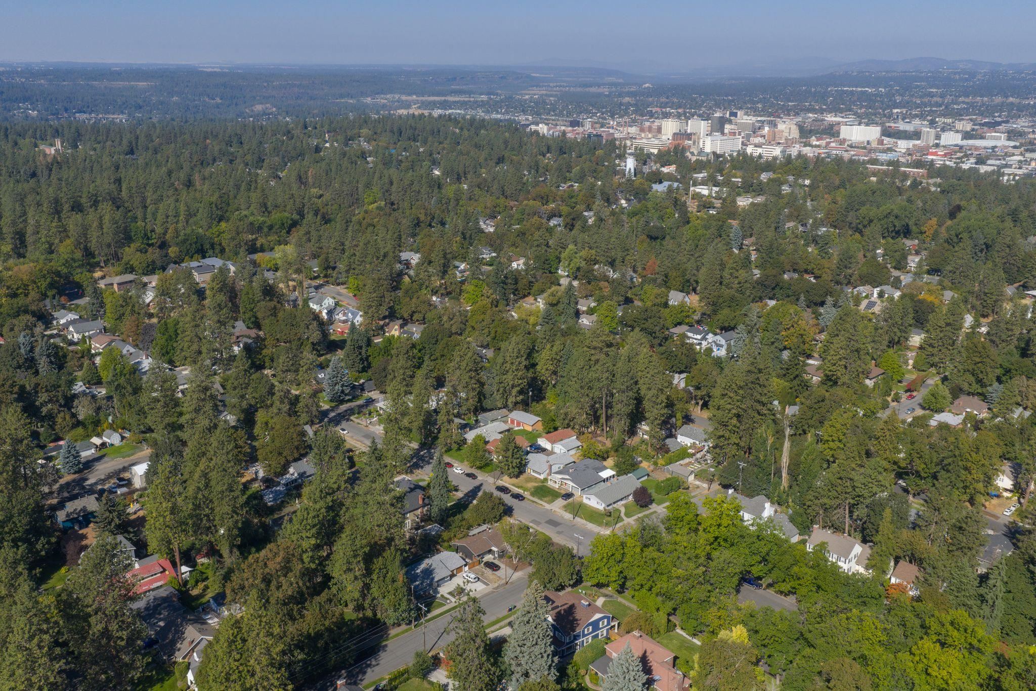 2114 South Hatch Street Spokane, WA 99203 - Photo 33 of 44