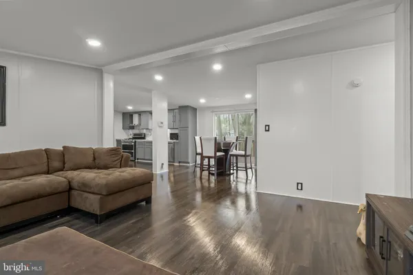 $199,900 | 151 Robin Drive, West Deptford, NJ 08066