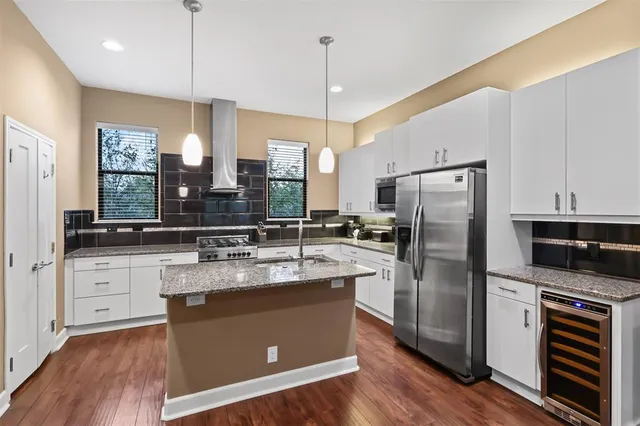 $549,999 | 1717 Annex Avenue, Unit 602, Dallas, TX 75204