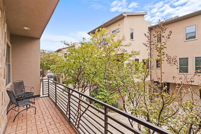 $549,999 | 1717 Annex Avenue, Unit 602, Dallas, TX 75204