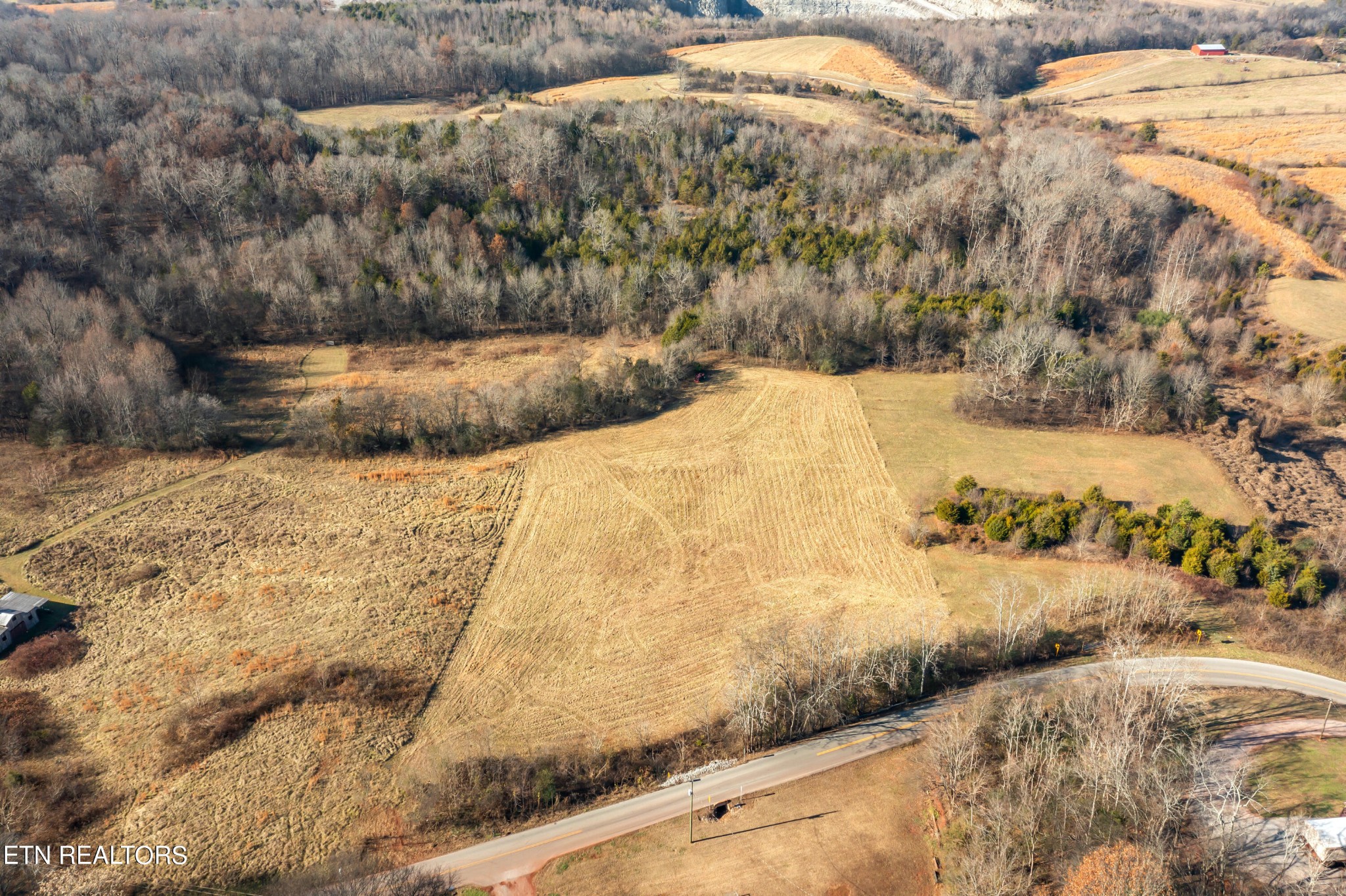 6 Hiwassee Road Sweetwater, TN 37874 - Photo 10 of 36 Gallery Image 10