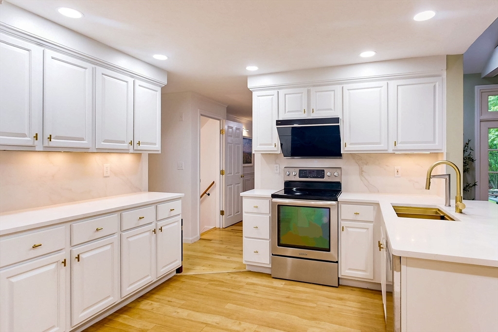 79 Charter Road Acton, MA 01720 - Photo 8 of 37