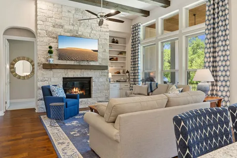 $749,000 | 108 Oak Trail Drive, Georgetown, TX 78628