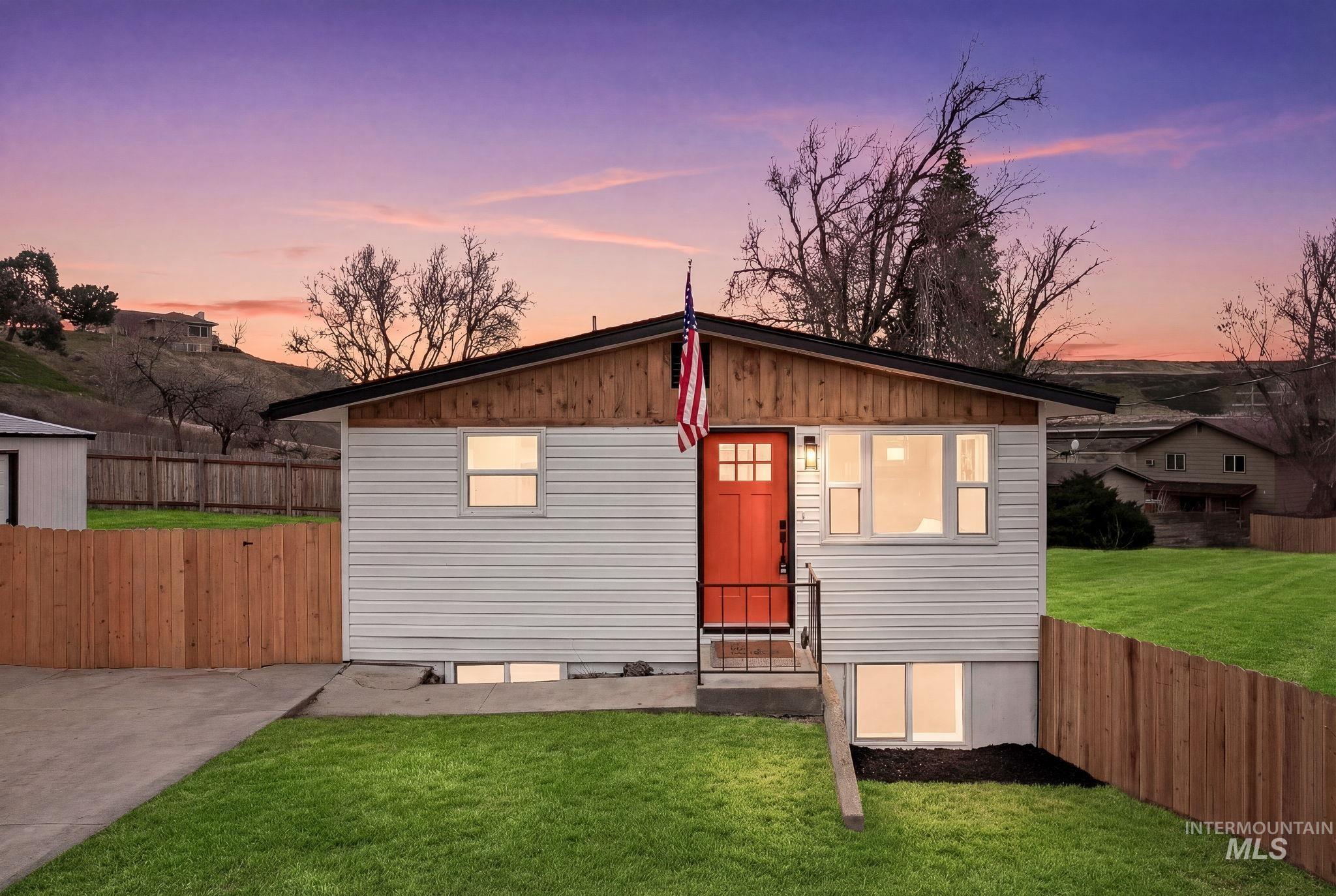 6123 South Brian Way Boise, ID 83716 - Photo 2 of 50 View of front of house
