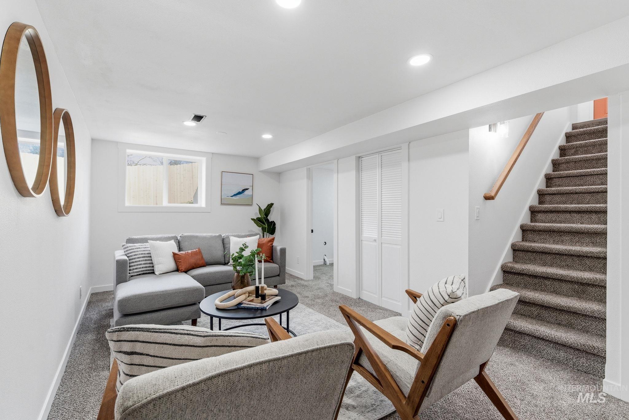 6123 South Brian Way Boise, ID 83716 - Photo 38 of 50 Living room with carpet floors and recessed lighting