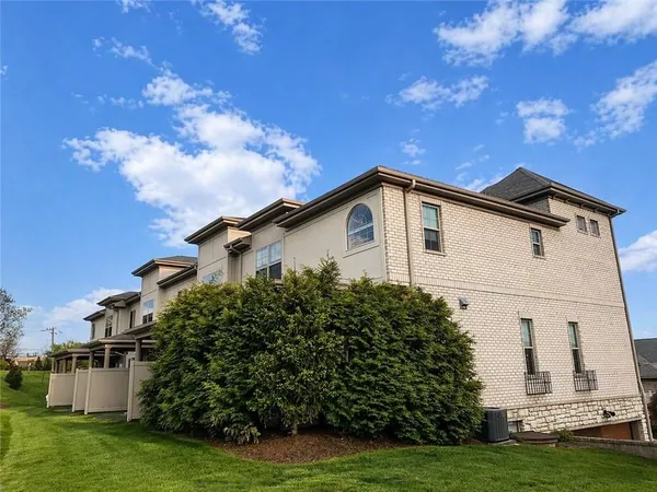 $719,000 | 245 Lucca Lane, Pittsburgh, PA 15241