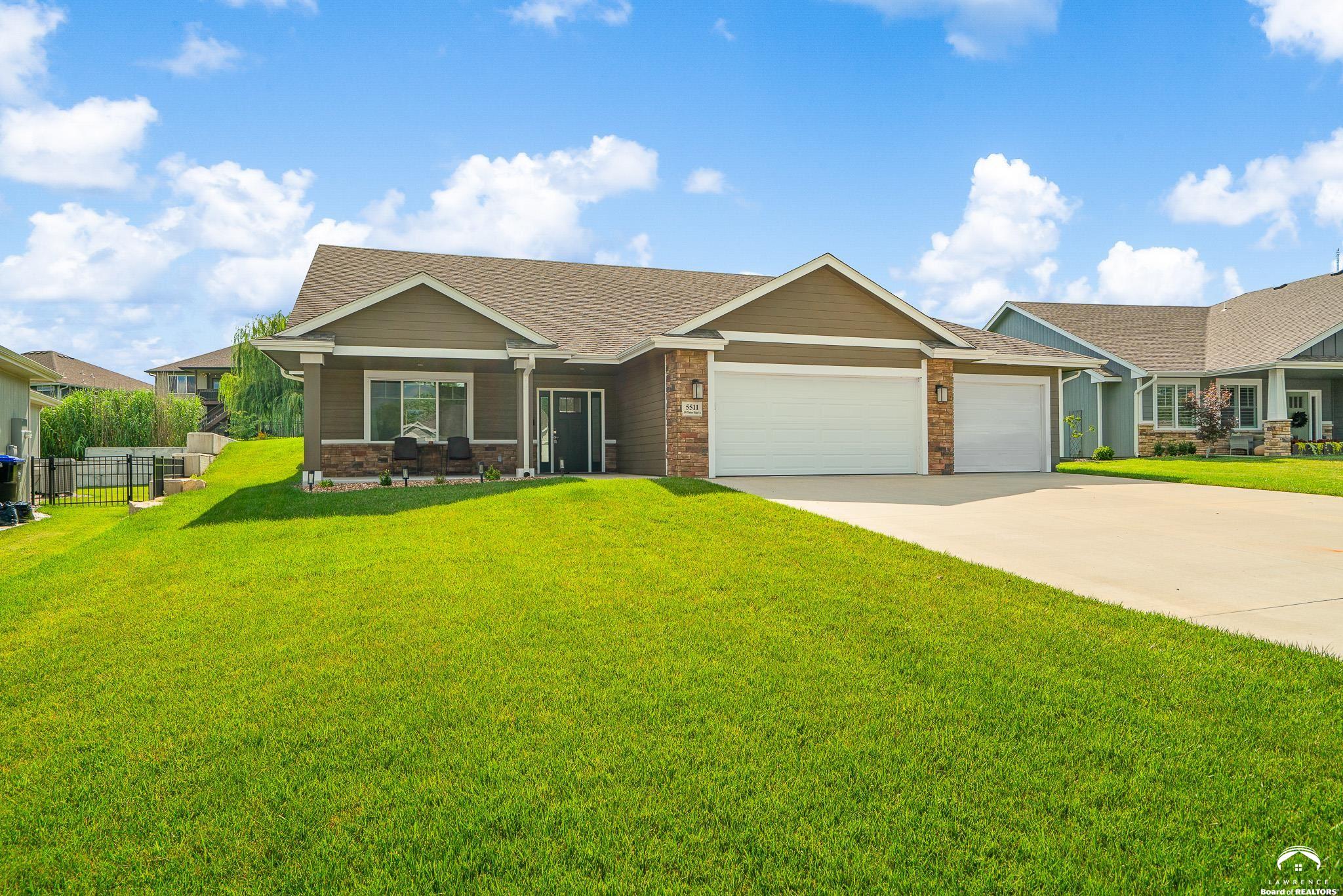 5511 Southwest Timber Ridge Lane Topeka, KS 66610 - Photo 3 of 50