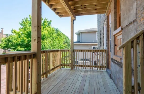 $3,200 | 1340 West Hollywood Avenue, Unit 2, Chicago, IL 60660