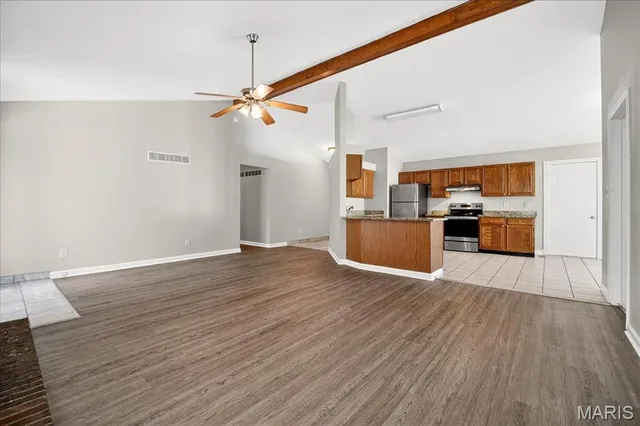 $325,000 | 14 Walnut Hill Court, St. Charles, MO 63304