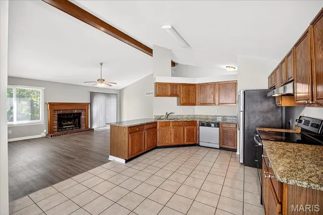 $325,000 | 14 Walnut Hill Court, St. Charles, MO 63304