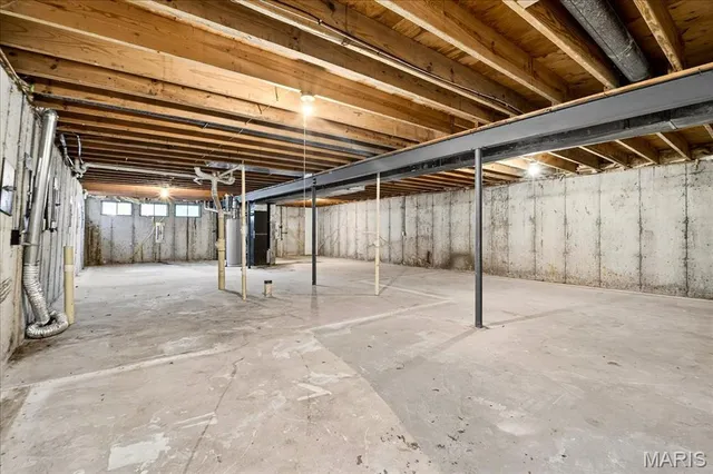 $325,000 | 14 Walnut Hill Court, St. Charles, MO 63304