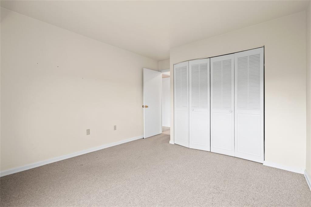 1500 Cochran Road, Unit 908 Pittsburgh, PA 15243 - Photo 24 of 27 Another large closet here also.