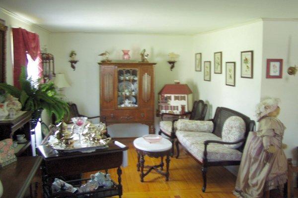 447 (creek) Road Canadensis, PA 18325 - Photo 7 of 14 Living Area
