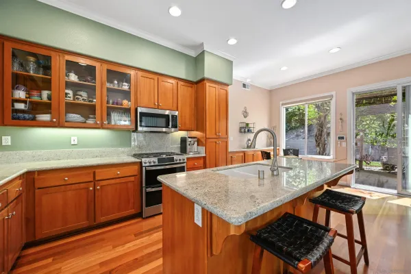 $999,000 | 2610 Saddleback Street, Chula Vista, CA 91914