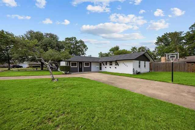 $425,000 | 2227 Greenbrier Drive, Irving, TX 75060