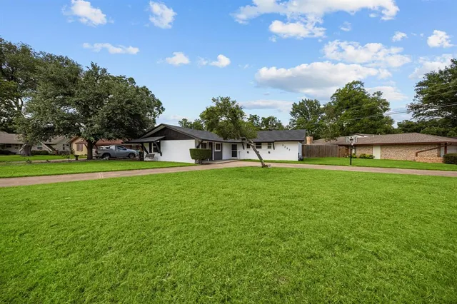 $425,000 | 2227 Greenbrier Drive, Irving, TX 75060