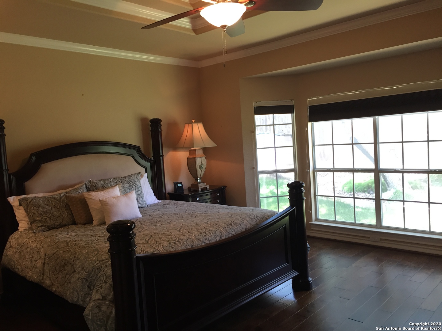 3 Lindquist San Antonio, TX 78248 - Photo 22 of 35 a bedroom with a bed and a window