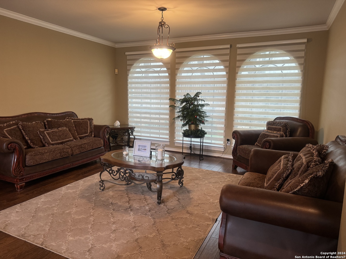 3 Lindquist San Antonio, TX 78248 - Photo 7 of 35 a living room with furniture and a large window