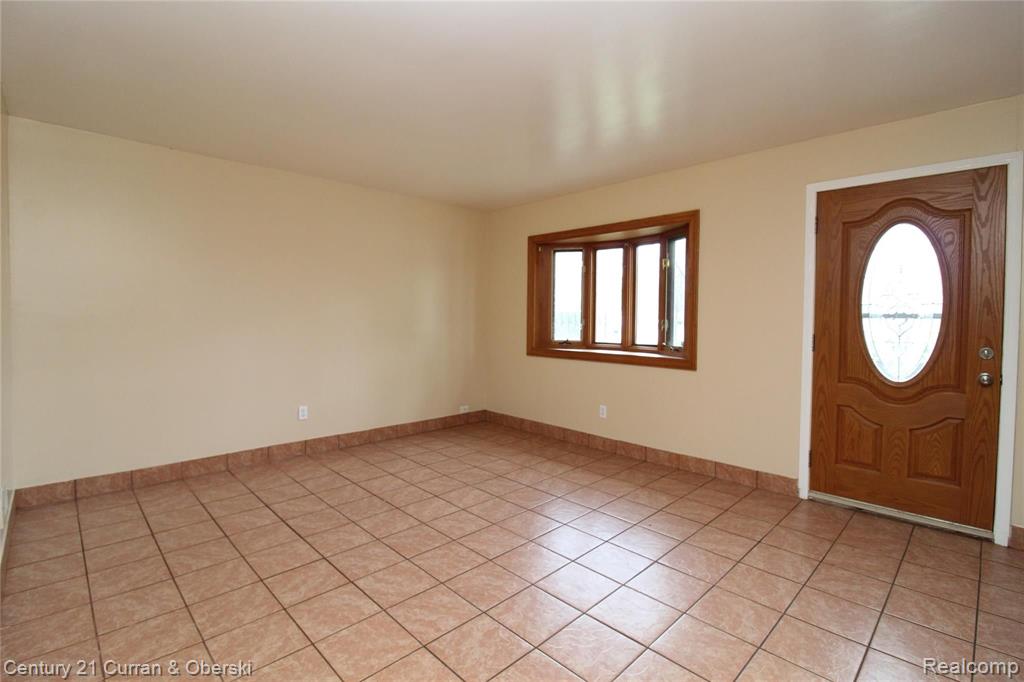 4636 South Gulley Road Dearborn Heights, MI 48125 - Photo 2 of 16