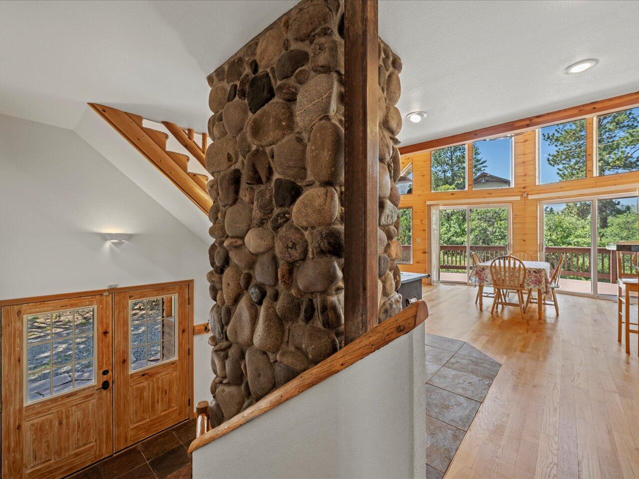55 Valley View Road Ridgway, CO 81432 - Photo 30 of 39 a living room with furniture