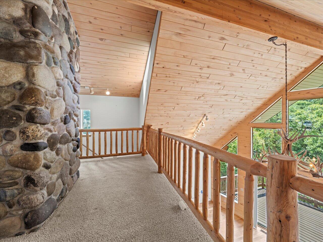 55 Valley View Road Ridgway, CO 81432 - Photo 33 of 39 a view of balcony with wooden floor