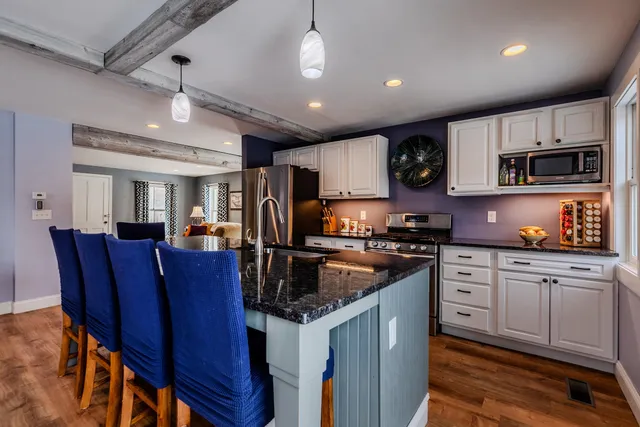 $565,000 | 5481 Main Street, Manchester, VT 05255