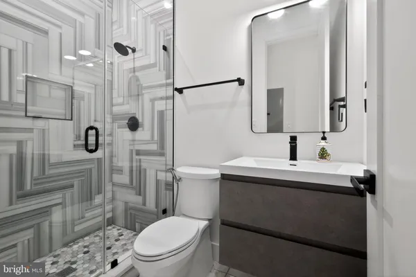 $3,650 | 1808 S Street Northwest, Unit 2, Washington, DC 20009