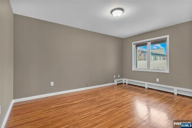 $4,300 | 75 West Columbia Avenue, Unit 2, Palisades Park, NJ 07650