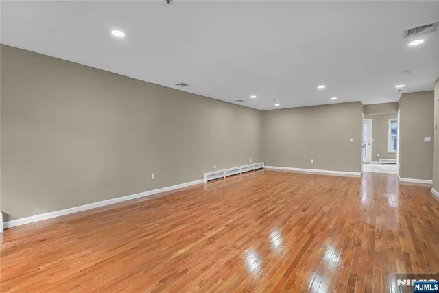 $4,300 | 75 West Columbia Avenue, Unit 2, Palisades Park, NJ 07650