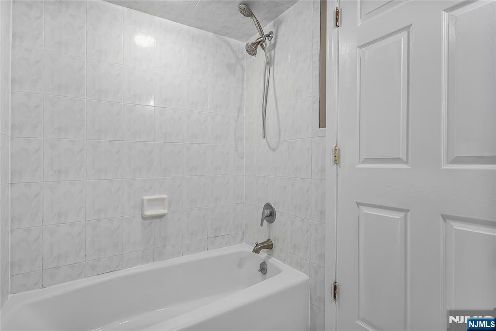 75 West Columbia Avenue, Unit 2 Palisades Park, NJ 07650 - Photo 22 of 27